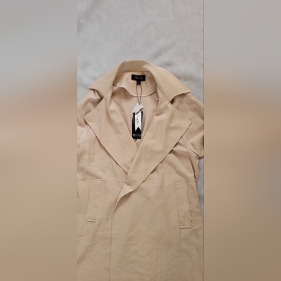 NWT! Viscose Blend Cream/Tan Women's Truth By Republic Coat Size Large - Picture 6 of 10